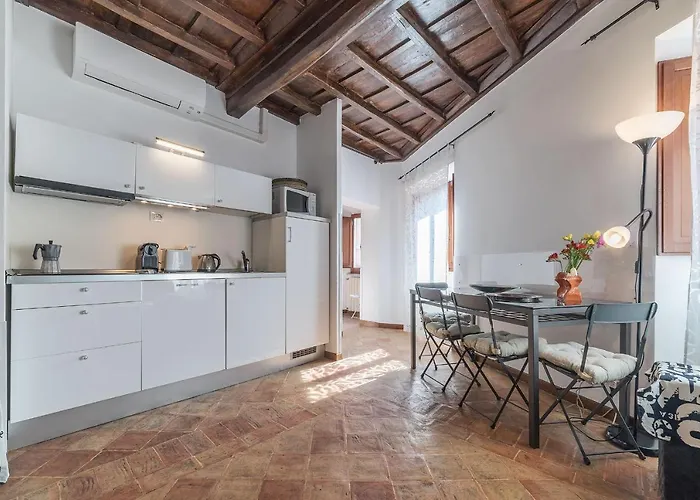 Black White - Fromhometorome Apartamento *